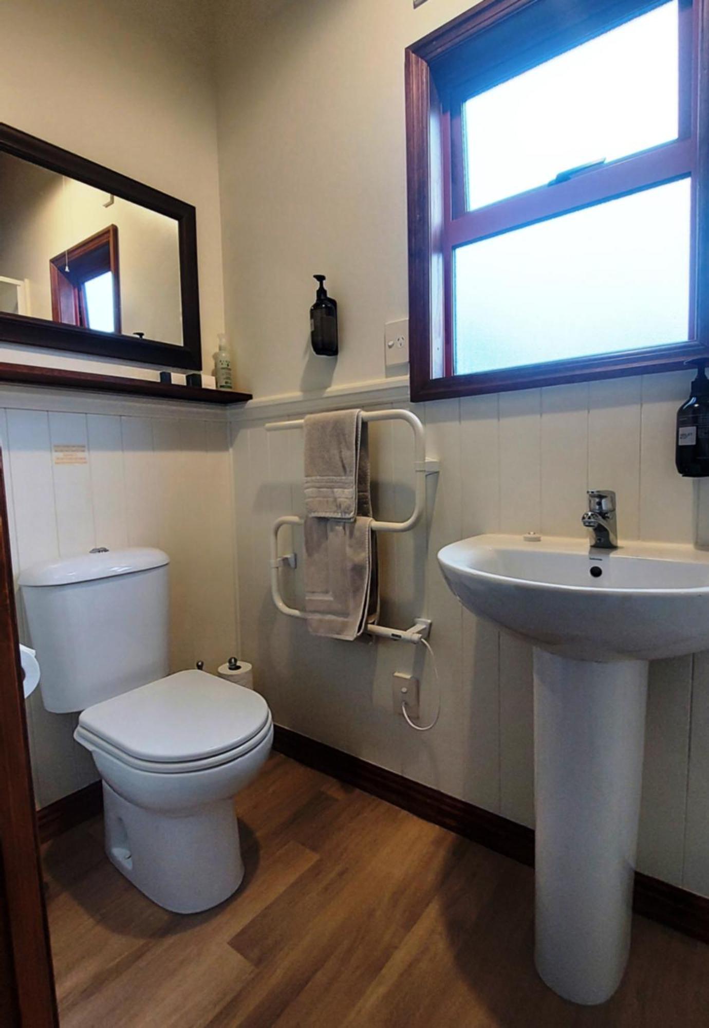 אגם טאופו Country Lodge Kinloch מראה חיצוני תמונה